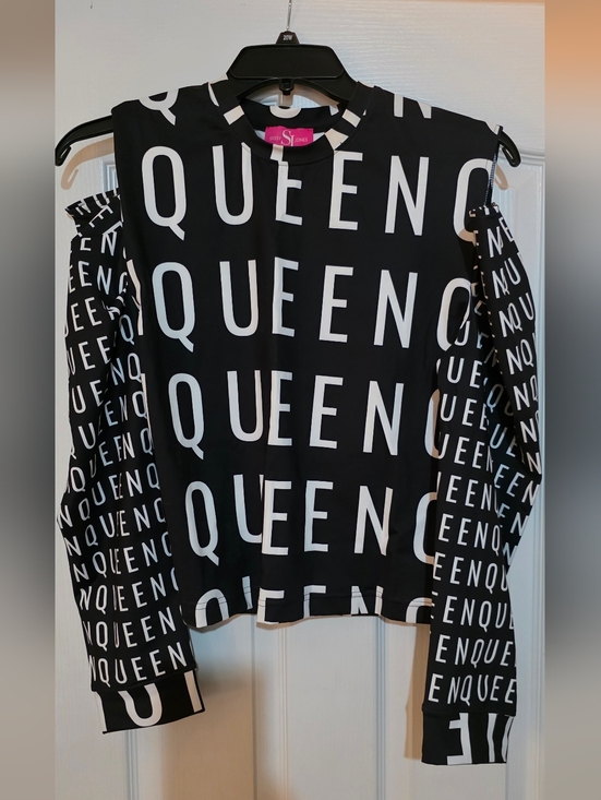 Sassy Jones Tops - Sassy Jones Black & White "QUEEN" Cold-Shoulder Jogger Top NWOT